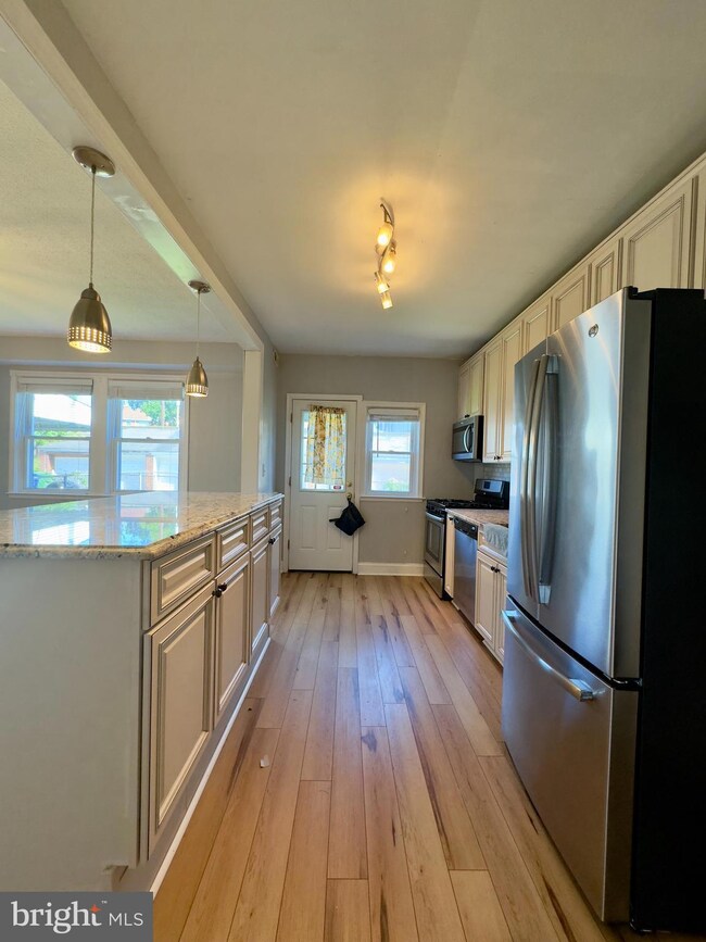 1408 Northgate Rd, Baltimore, MD 21218 - photo 6