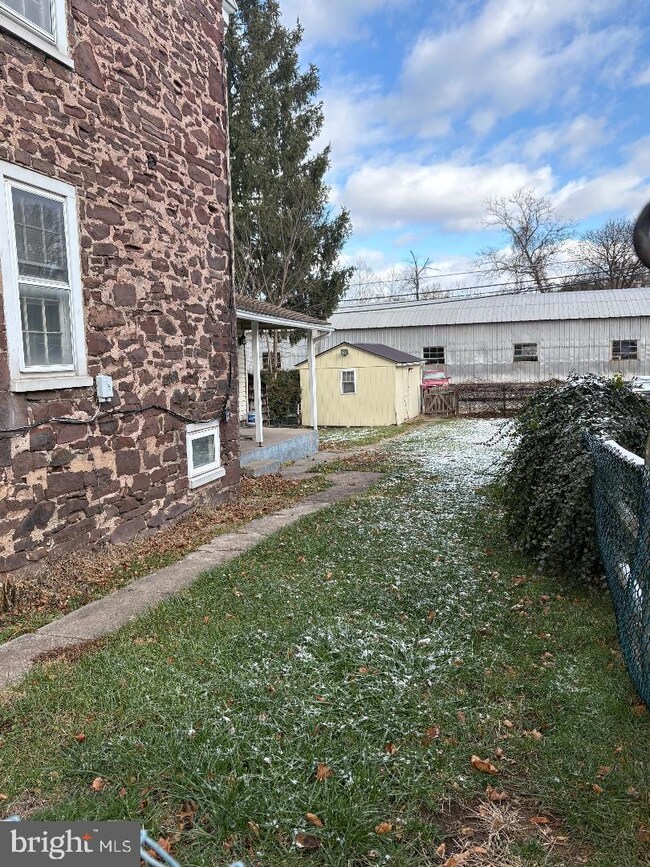 133 S Mill St, Birdsboro, PA 19508 - photo 4