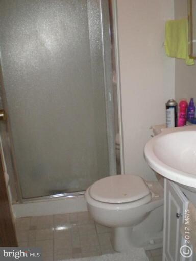 19634 Twinflower Cir, Germantown, MD 20876 - photo 7