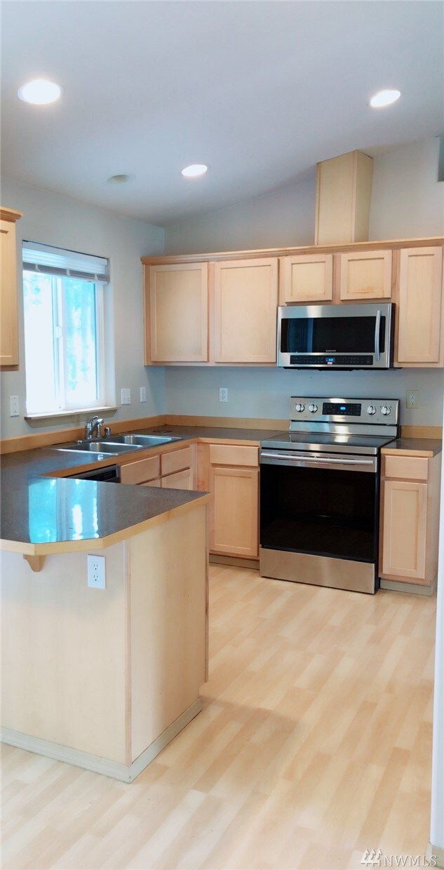 1316 196th Place SE, Bothell, WA 98012 - photo 5