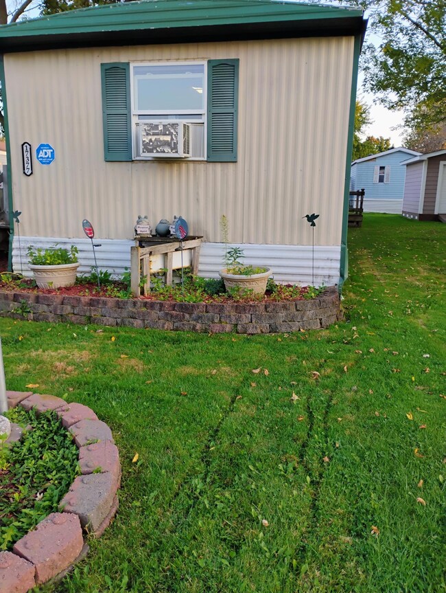 17377 Banyan Rd, Shafer, MN 55074 - photo 6