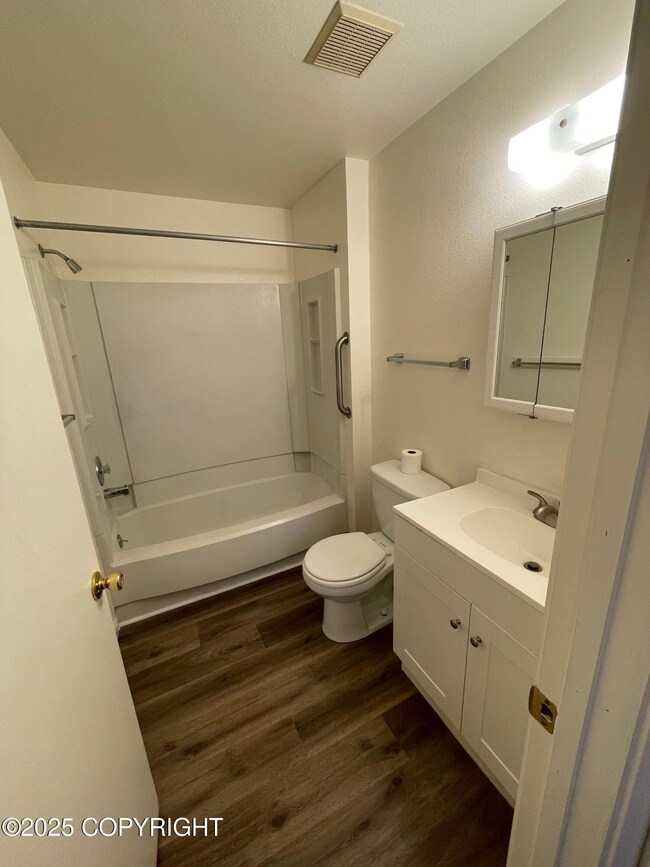 16510 Centerfield Dr unit A102, Anchorage, AK 99577 - photo 6