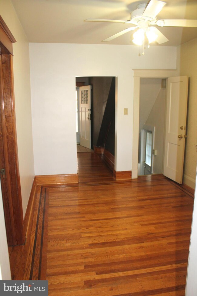 3008 Fleetwood Ave, Baltimore, MD 21214 - photo 6