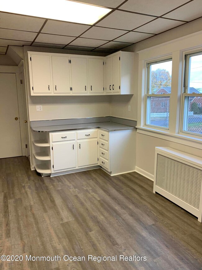 236 Walnut St, South Amboy, NJ 08879 - photo 4