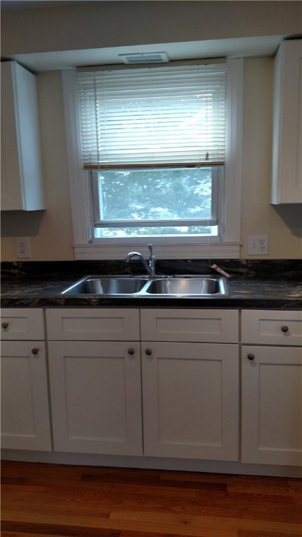 143 Kay St unit 1, Newport, RI 02840 - photo 7