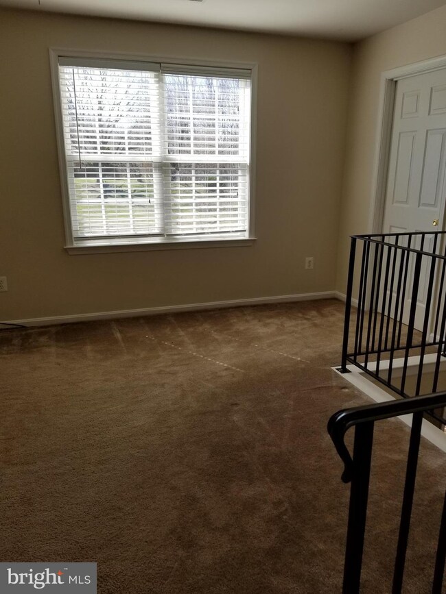 8555 Stevens Rd, Owings, MD 20736 - photo 6