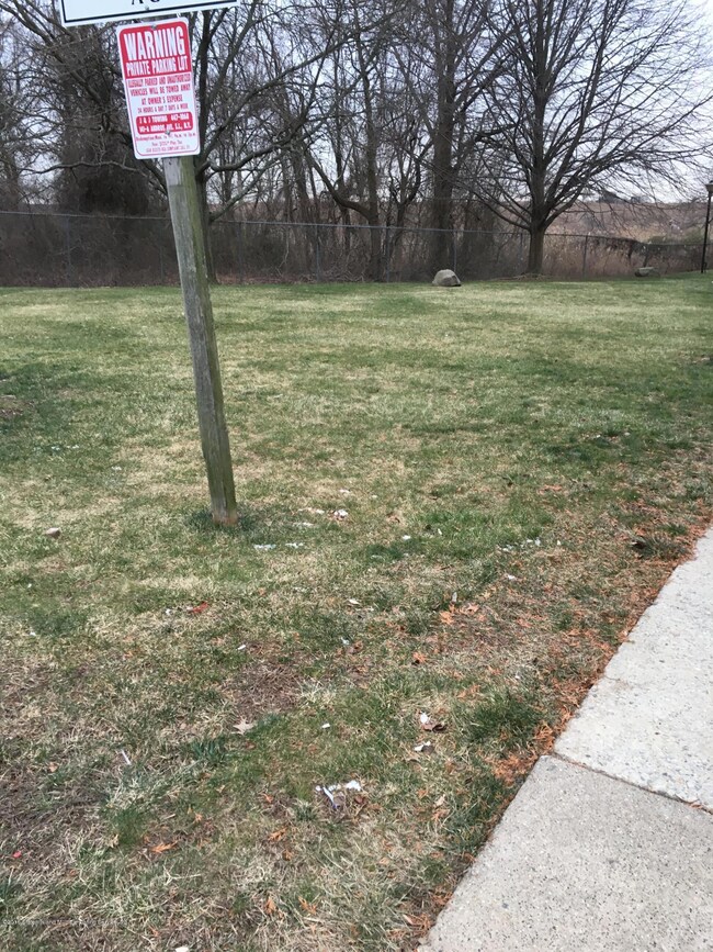 12 Franklin Ln unit D, Staten Island, NY 10306 - photo 6