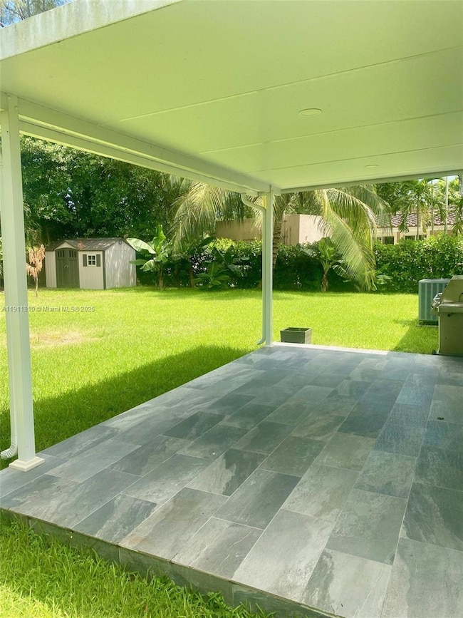 6255 SW 62nd Ct, South Miami, FL 33143 - photo 3