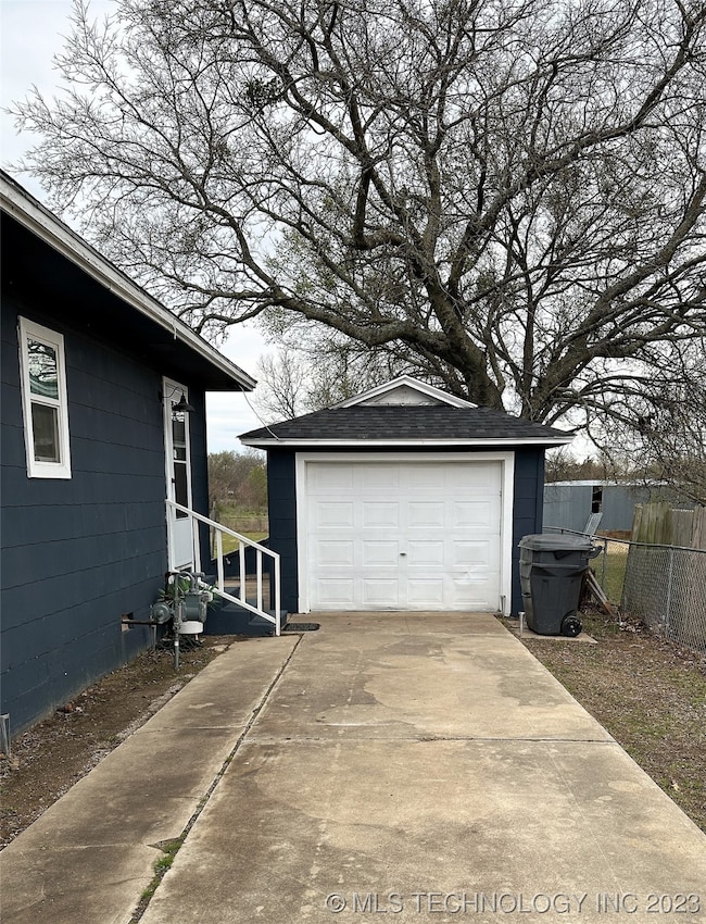 928 9th Ave SE, Ardmore, OK 73401 - photo 2