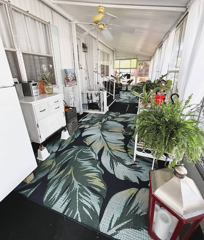 109 Phyllis Dr, Sebastian, FL 32958 - photo 4