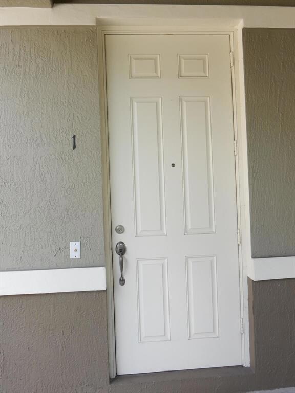 699 Corte Madera Ln unit 1, West Palm Beach, FL 33401 - photo 4