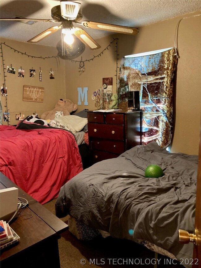 408 W Sequoyah St, Muldrow, OK 74948 - photo 6