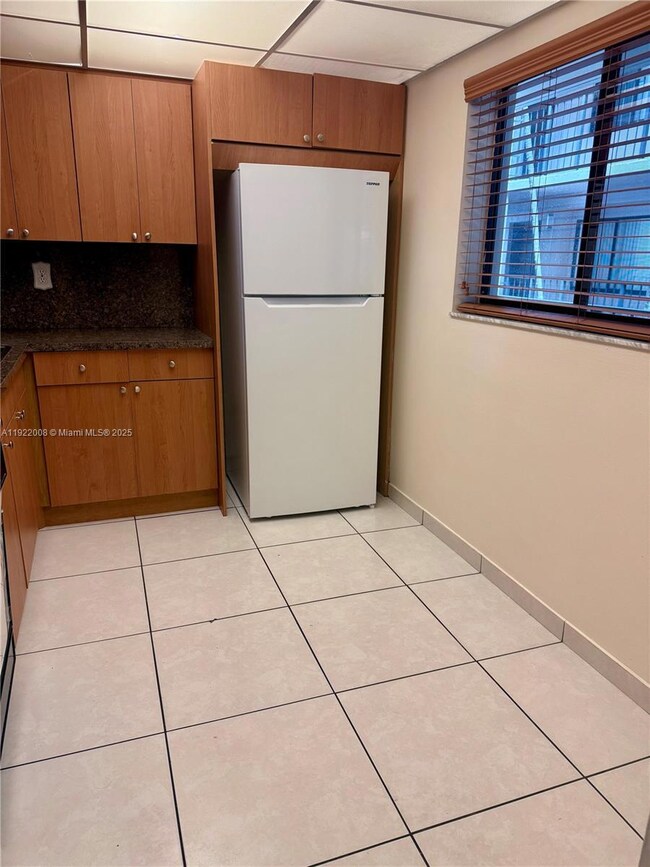 Horizons West unit 210, Miami, FL 33183 - photo 6