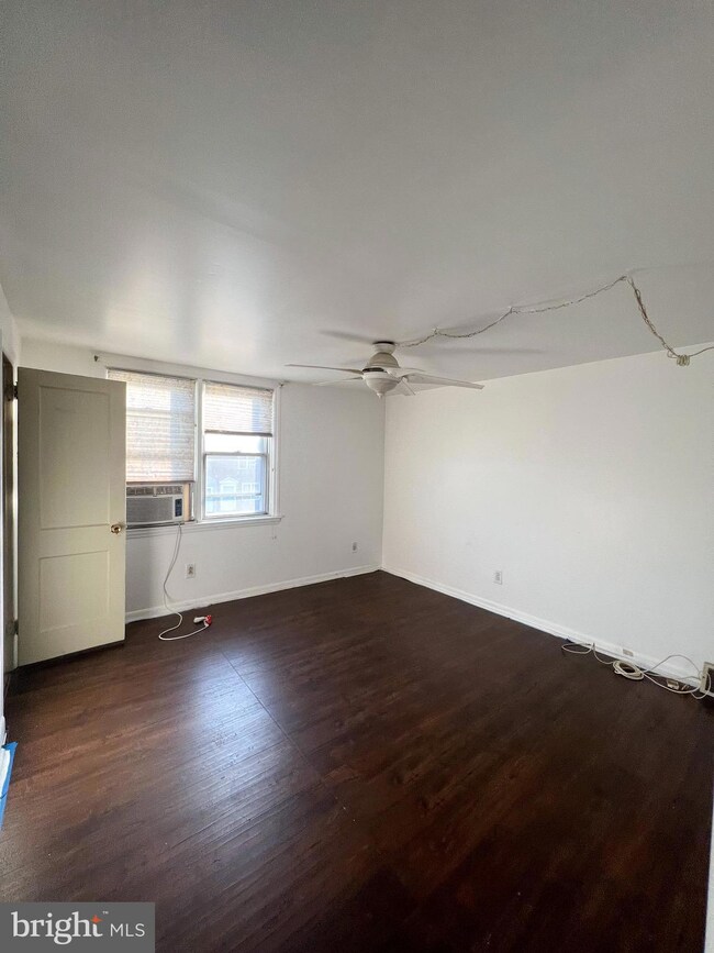 1239 Edgehill Rd, Darby, PA 19023 - photo 7