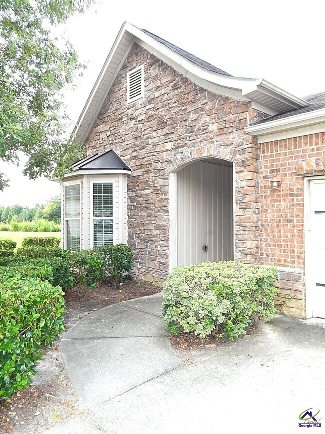 104 Winterberry Ct, Byron, GA 31008 - photo 2