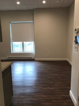 1064 N Shore Rd unit 8, Revere, MA 02151 - photo 4