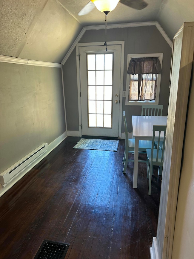 1601 Hinkson Ave, Columbia, MO 65201 - photo 3