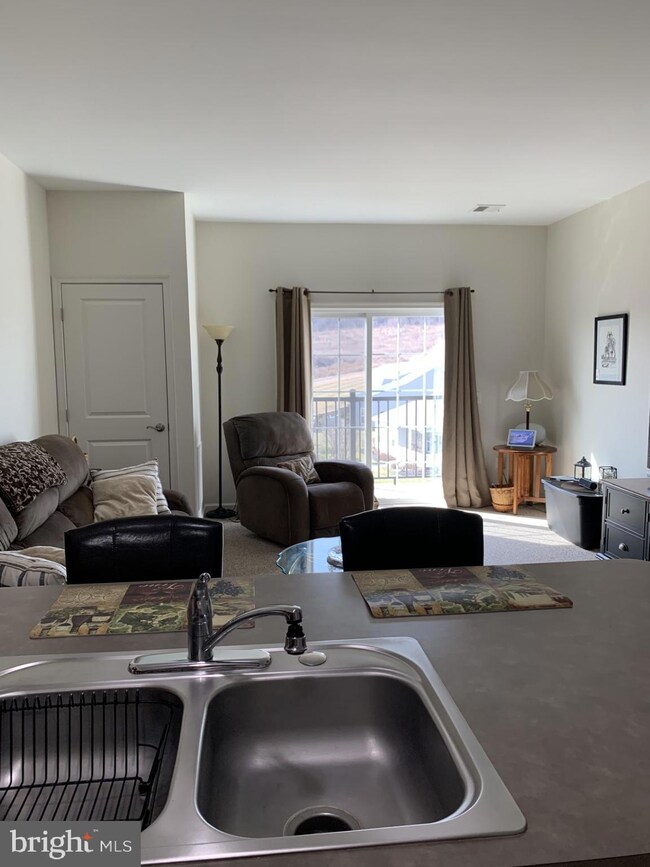 113 Legacy Blvd unit 302, Sinking Spring, PA 19608 - photo 6