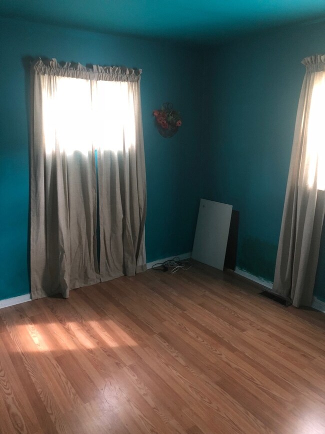 2925 Navaho Rd, Waukegan, IL 60087 - photo 4