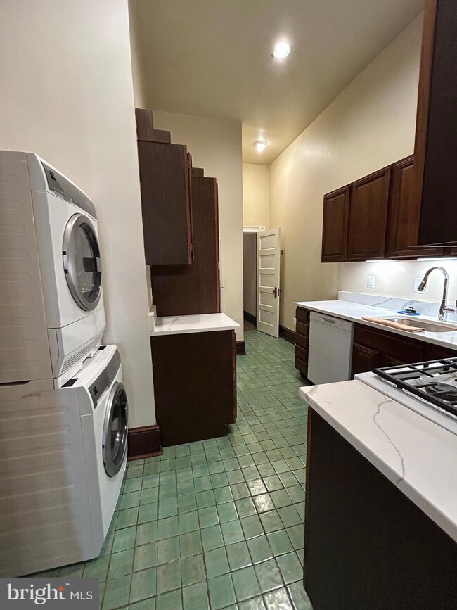 2352 Eutaw Place unit 1, Baltimore, MD 21217 - photo 7