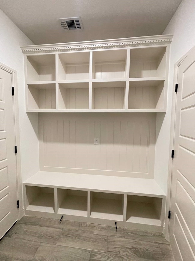 2512 San Gabriel Dr, Granbury, TX 76048 - photo 7