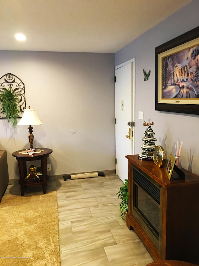 familyroom2