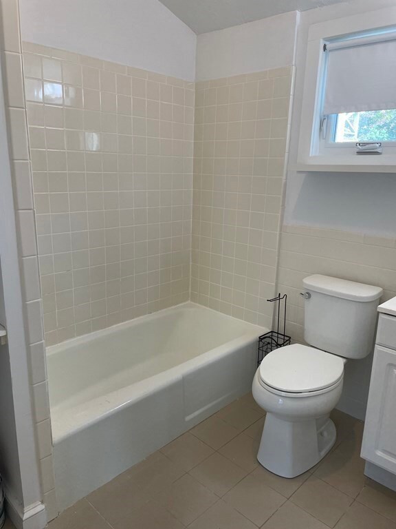 10 Myrtle St, Waltham, MA 02453 - photo 4