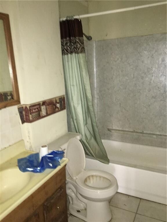 1701 E 24th St, Muncie, IN 47302 - photo 4