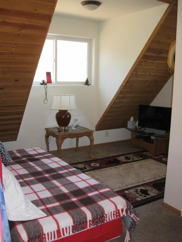 upstairs bedroom or office 2