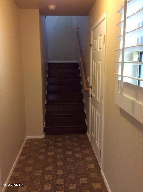 Entry & Stair 1