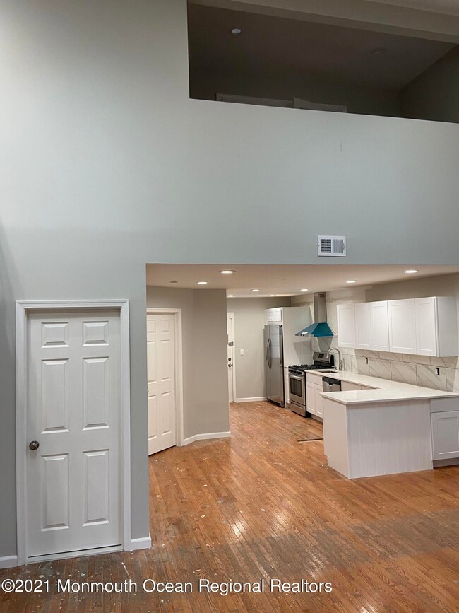 12 eunice- open kitchen