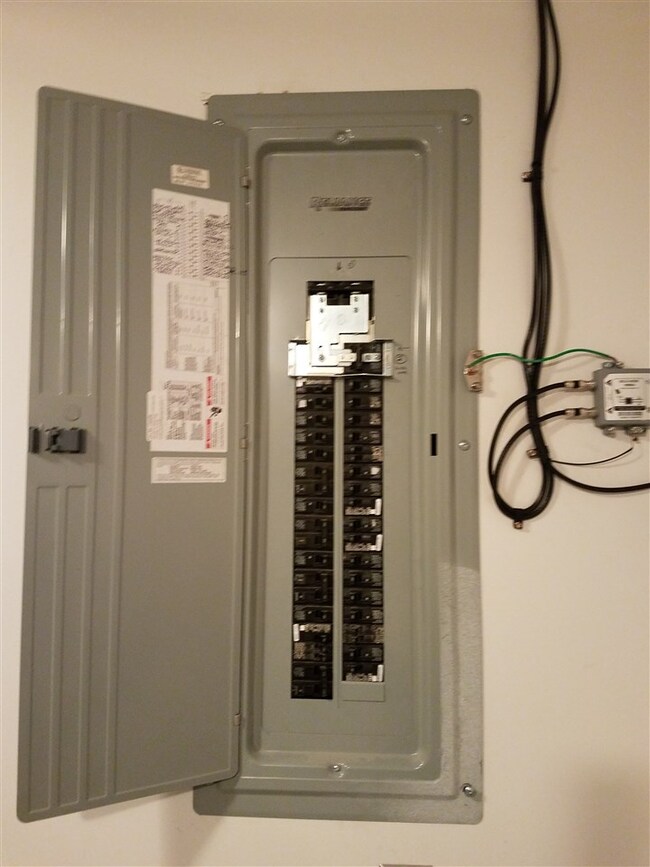 53 James St, Charlestown, NH 03603 - photo 4