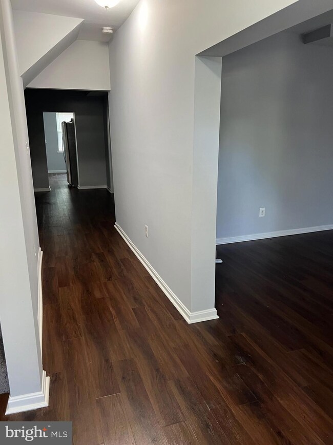 4406 Towanda Ave, Baltimore, MD 21215 - photo 3