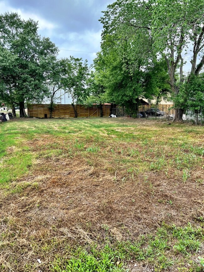 6737 Burkett St, Houston, TX 77021 - photo 7