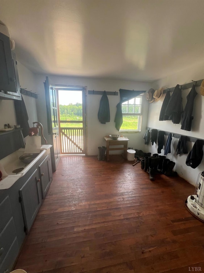 5253 Pigeon Run Rd, Gladys, VA 24554 - photo 6