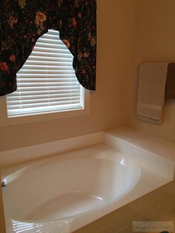 Soaking Tub