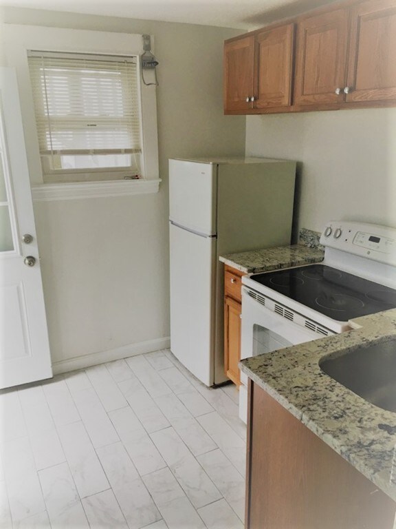 19 Myrtle St unit 1, Quincy, MA 02171 - photo 6