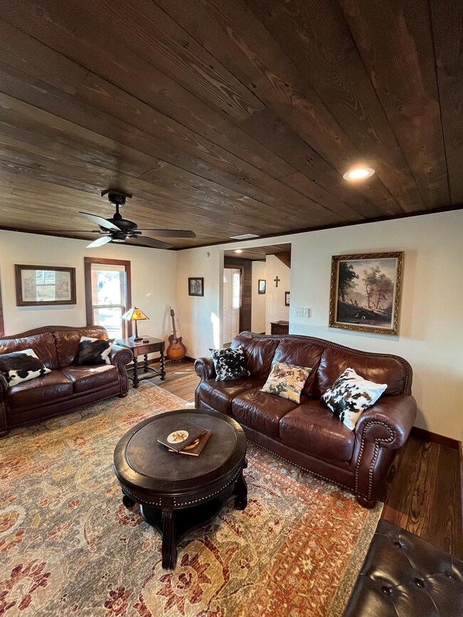 166 Short St, Forestburg, TX 76239 - photo 7