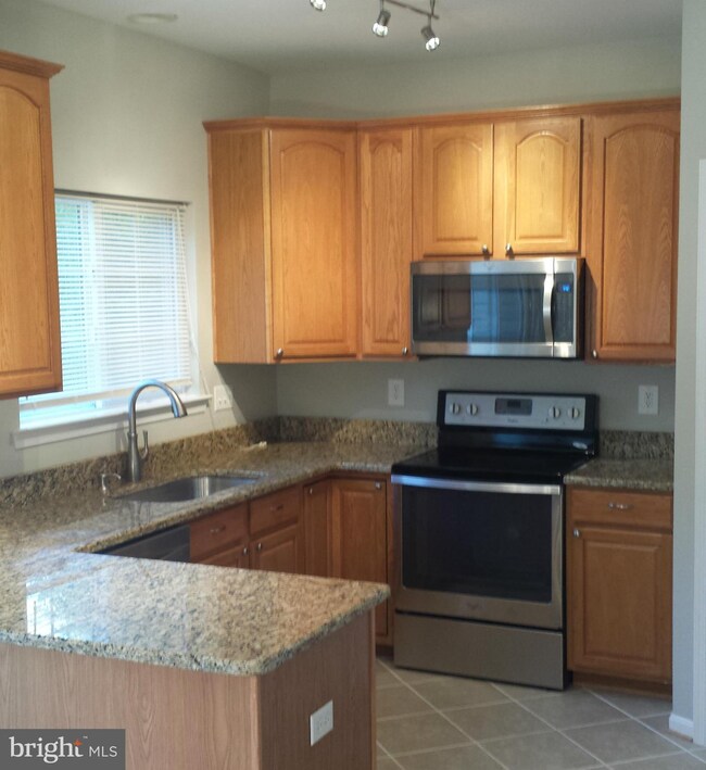 46405 Munley Ln, Lexington Park, MD 20653 - photo 2