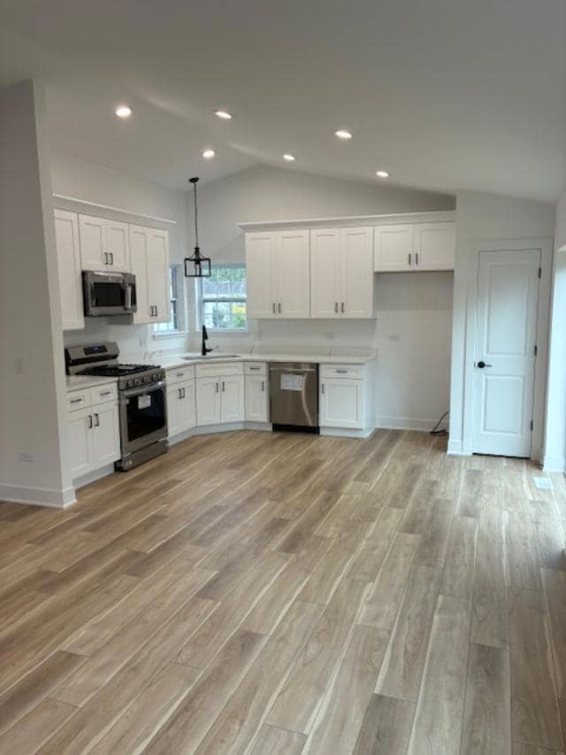 935 Saddle Ridge Dr, Joliet, IL 60432 - photo 4