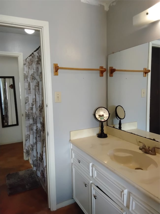 2071 Country Village Blvd unit B, Humble, TX 77338 - photo 5