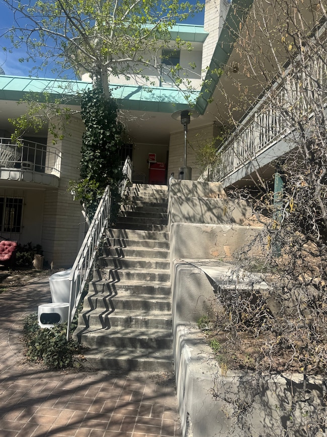 2790 Lancaster Dr, Salt Lake City, UT 84108 - photo 4