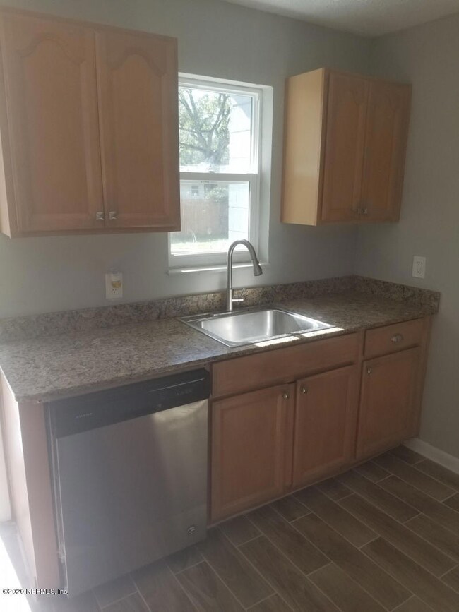 6414 Anvers Blvd S, Jacksonville, FL 32210 - photo 7