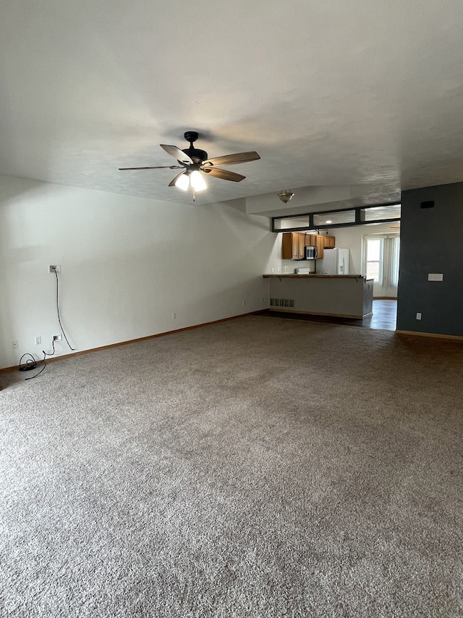 6032 Park Ridge Rd unit 6032, Loves Park, IL 61111 - photo 5