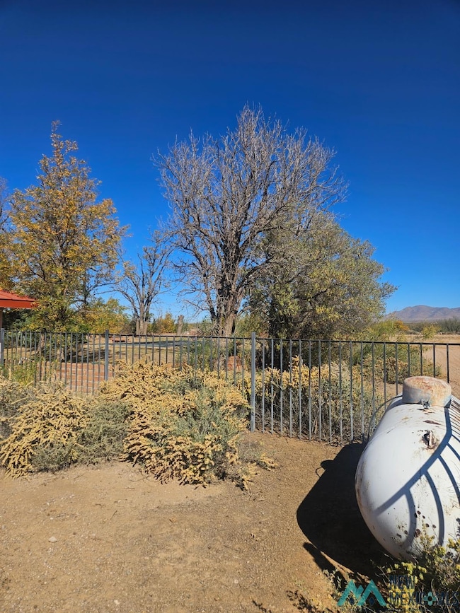 22 Ulmorris Rd, Lordsburg, NM 88045 - photo 7