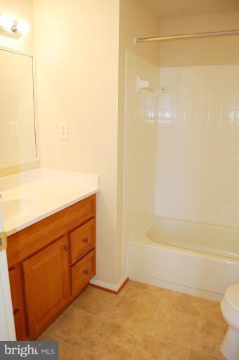 4405 Hillside Ct, Alexandria, VA 22306 - photo 7