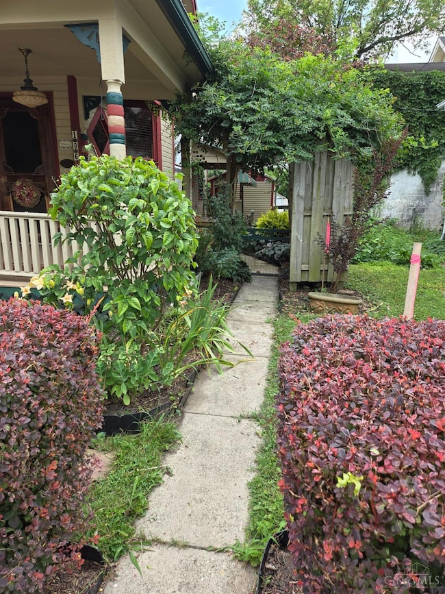 106 E Plum St, Georgetown, OH 45121 - photo 6