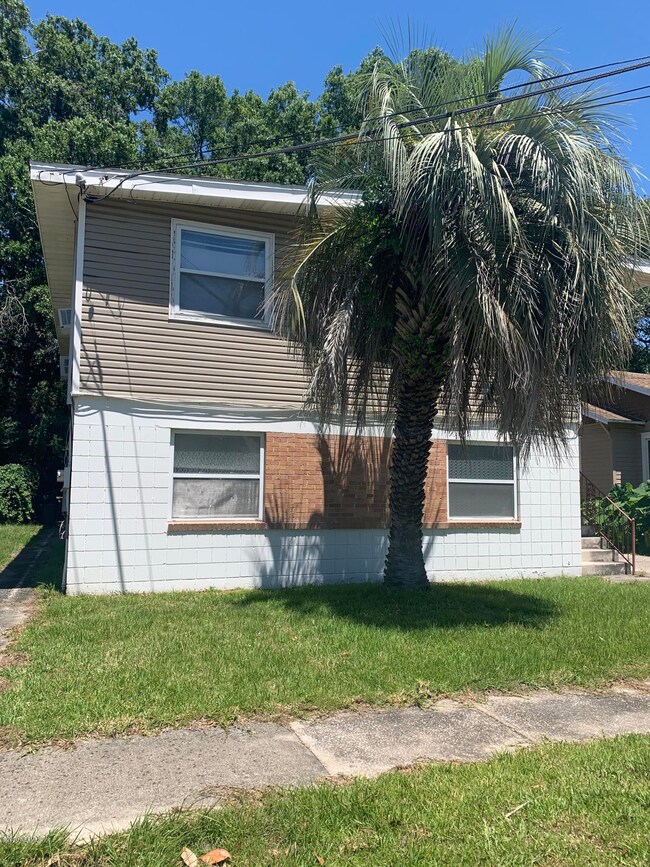 2977 Collier Ave, Jacksonville, FL 32205 - photo 2