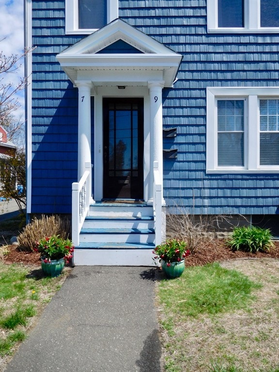 9 Orchard St, Northampton, MA 01060 - photo 2