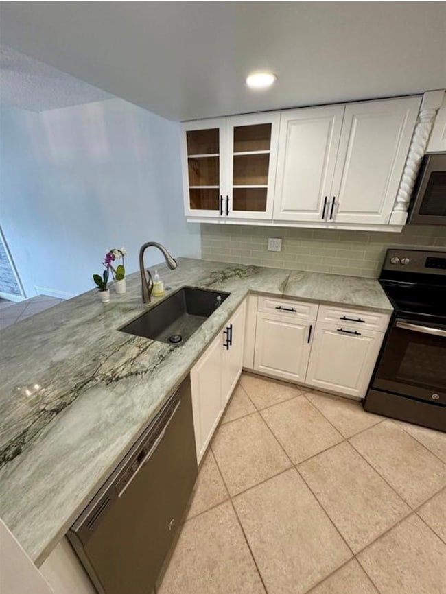 4261 S Pine Island Rd, Davie, FL 33328 - photo 6